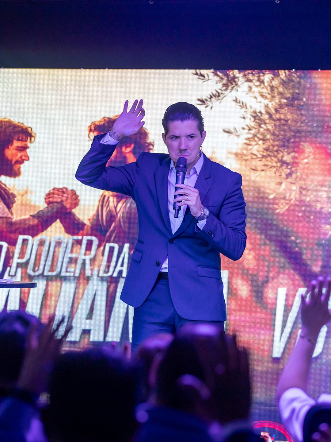 Palestra e painéis no evento